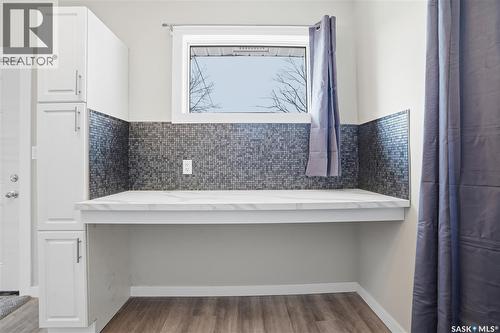 726 Cameron Street, Regina, SK - Indoor