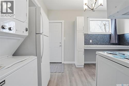 726 Cameron Street, Regina, SK - Indoor Photo Showing Laundry Room