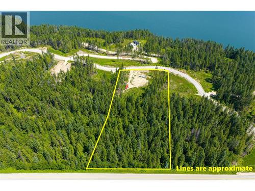 7974 Arrowhead Road, Revelstoke, BC 