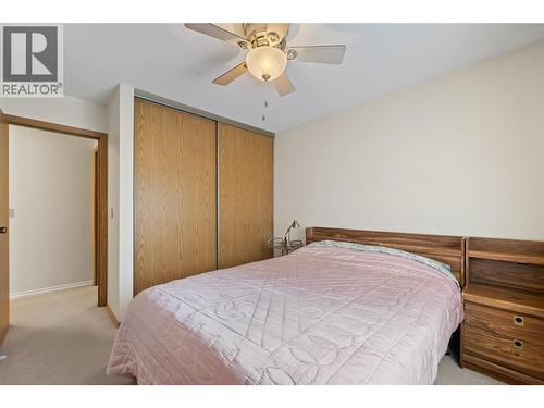1035 Bernard Avenue Unit# 104, Kelowna, BC - Indoor Photo Showing Bedroom