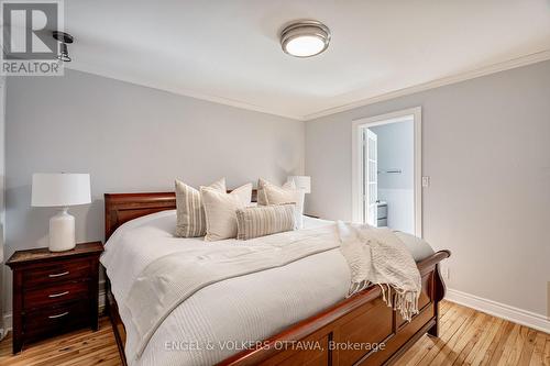 99 Glynn Avenue, Ottawa, ON - Indoor Photo Showing Bedroom