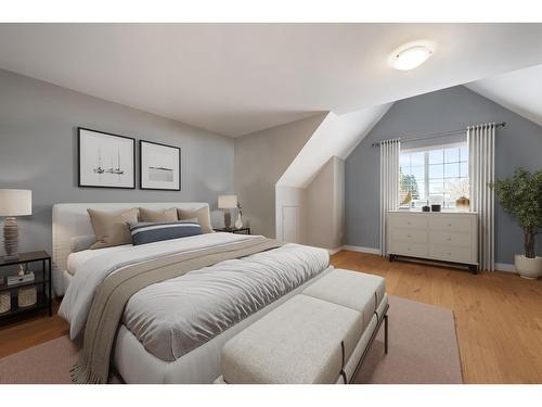 14027 Blackburn Avenue, White Rock, BC - Indoor Photo Showing Bedroom