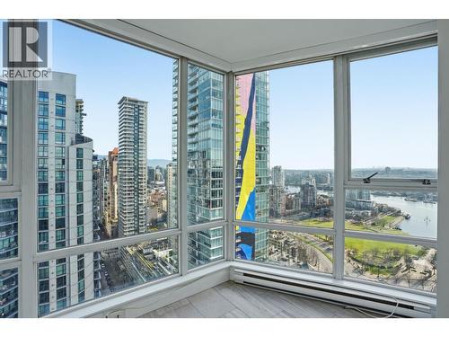 3206 1495 Richards Street, Vancouver, BC - Indoor Photo Showing Other Room