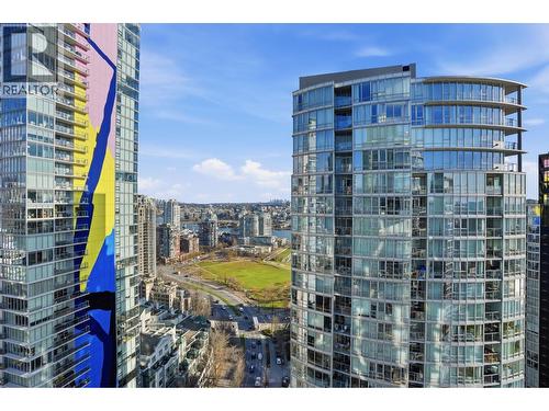 3206 1495 Richards Street, Vancouver, BC - Outdoor