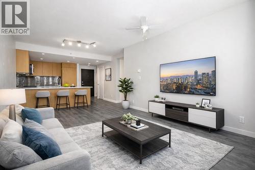 2307 3093 Windsor Gate, Coquitlam, BC - Indoor Photo Showing Living Room