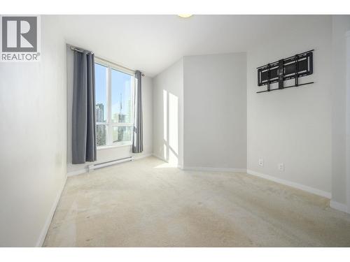 2307 3093 Windsor Gate, Coquitlam, BC - Indoor Photo Showing Other Room