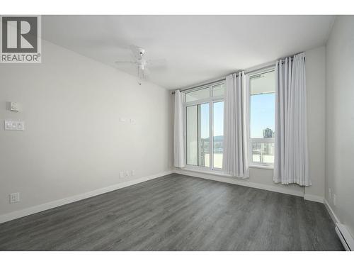 2307 3093 Windsor Gate, Coquitlam, BC - Indoor Photo Showing Other Room