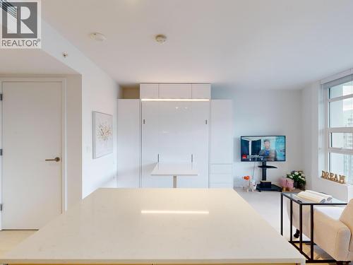 2103 1289 Hornby Street, Vancouver, BC - Indoor Photo Showing Other Room