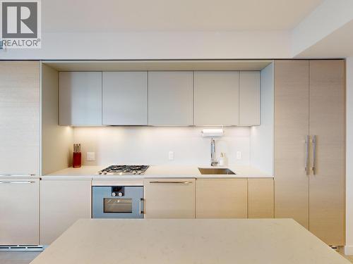 2103 1289 Hornby Street, Vancouver, BC - Indoor Photo Showing Kitchen