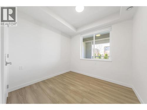 104 11913 Burnett Street, Maple Ridge, BC - Indoor Photo Showing Other Room