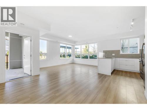 104 11913 Burnett Street, Maple Ridge, BC - Indoor