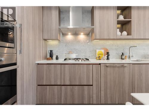 2105 433 Sw Marine Drive, Vancouver, BC - Indoor Photo Showing Kitchen With Upgraded Kitchen