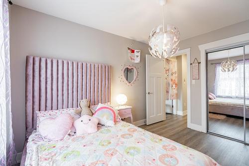 21123 80 Avenue, Langley, BC - Indoor Photo Showing Bedroom