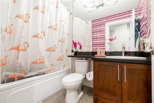 21123 80 Avenue, Langley, BC - Indoor Photo Showing Bathroom