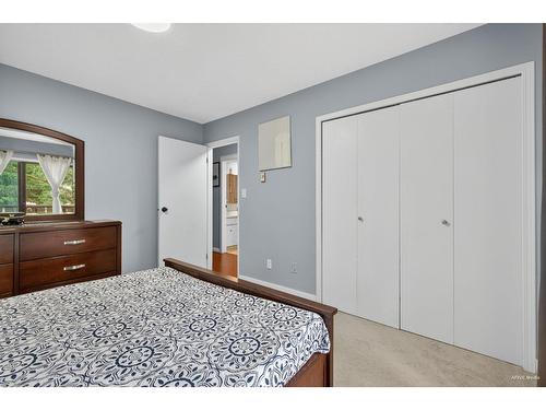 15 2998 Mouat Drive, Abbotsford, BC - Indoor Photo Showing Bedroom