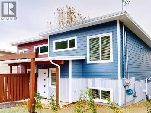 9-6730 Cranberry Street, Powell River, BC - Outdoor