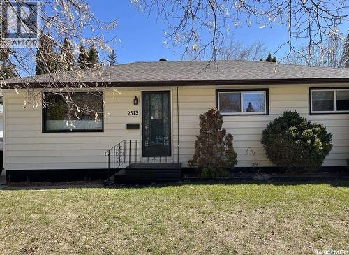 2513 Cairns AVENUE  Saskatoon, SK S7J 1V4
