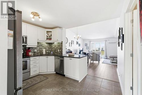 202 - 222 First Street E, Cornwall, ON - Indoor Photo Showing Kitchen With Upgraded Kitchen