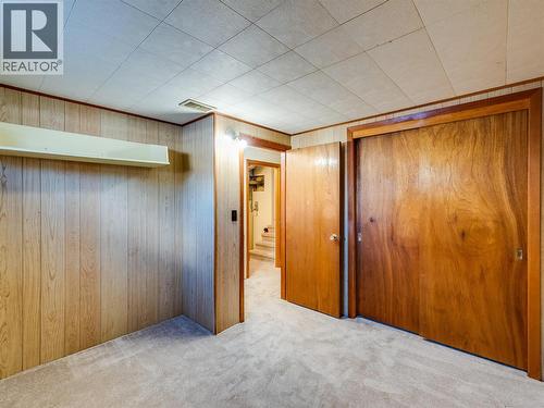 101 10Th Avenue, Castlegar, BC - Indoor Photo Showing Other Room