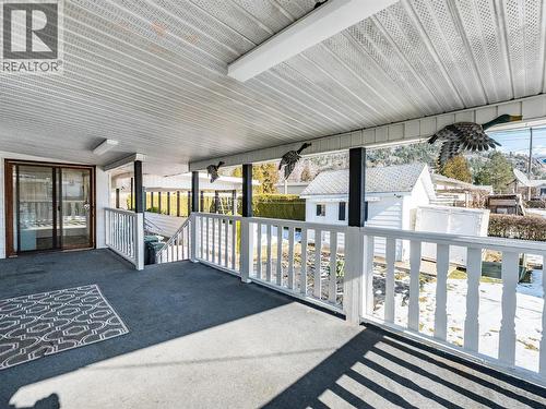 101 10Th Avenue, Castlegar, BC - Outdoor With Exterior