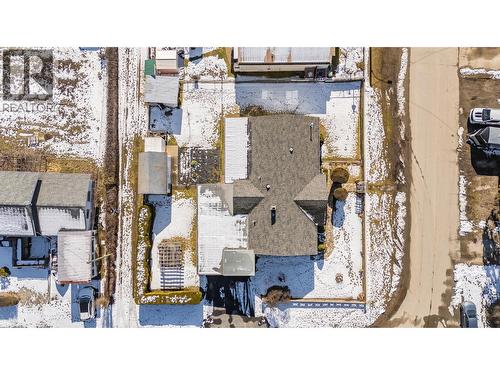 101 10Th Avenue, Castlegar, BC - Outdoor