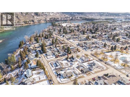 101 10Th Avenue, Castlegar, BC - Outdoor With Body Of Water With View