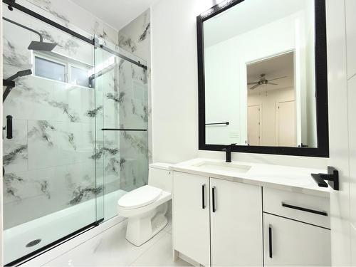 32689 Carter Avenue, Mission, BC - Indoor Photo Showing Bathroom