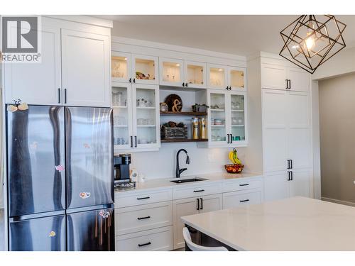 420 Nourse Subdivision #1, Burns Lake, BC - Indoor Photo Showing Kitchen