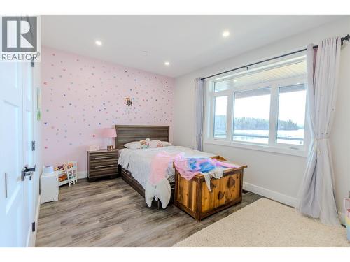 420 Nourse Subdivision #1, Burns Lake, BC - Indoor Photo Showing Bedroom