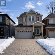 722 GARDNER AVENUE  Mississauga, ON L5E 1A9