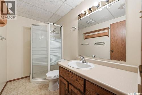 639 Wardlow Road, Saskatoon, SK - Indoor Photo Showing Bathroom
