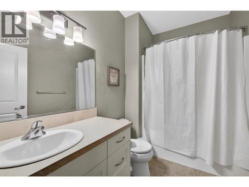 1581 20 Street Ne Unit# 36, Salmon Arm, BC - Indoor Photo Showing Bathroom