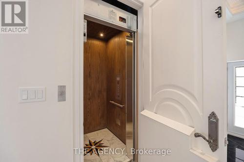 3310 18Th Side Rd, King, ON - 