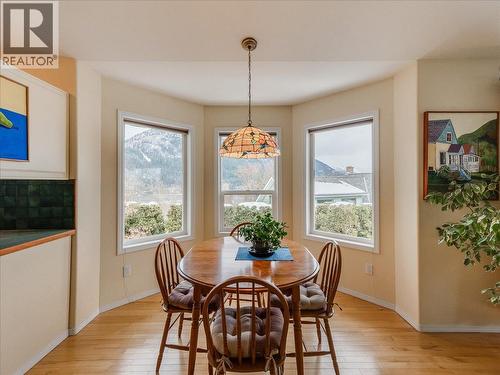 702 Munro Street, Nelson, BC - Indoor Photo Showing Dining Room