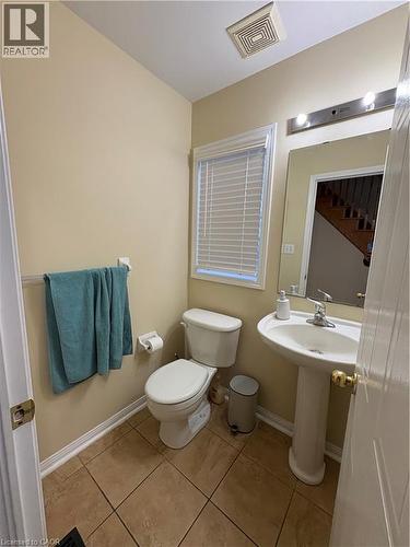 89 Garth Massey Drive, Cambridge, ON - Indoor Photo Showing Bathroom