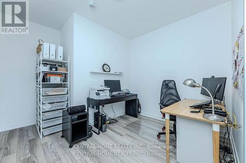 1405 - 75 Oneida Crescent, Richmond Hill, ON - Indoor Photo Showing Office