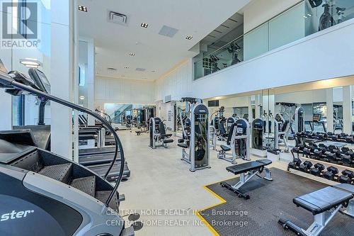 1405 - 75 Oneida Crescent, Richmond Hill, ON - Indoor Photo Showing Gym Room