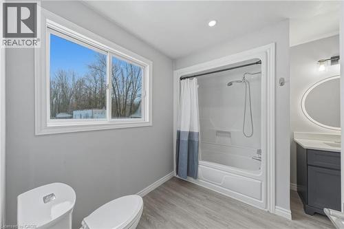 1412 Mcdowell Road E, Simcoe, ON - Indoor Photo Showing Bathroom