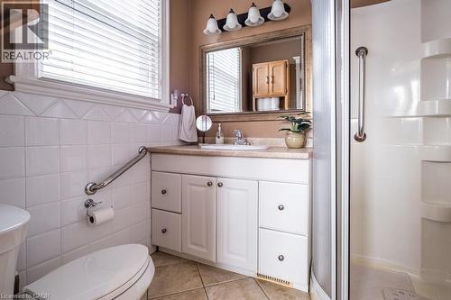 167 Park Street N, Hamilton, ON - Indoor Photo Showing Bathroom
