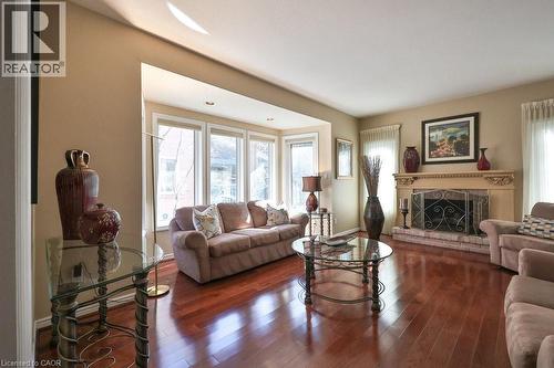 1658 Covington Terrace, Mississauga, ON - Indoor Photo Showing Living Room With Fireplace