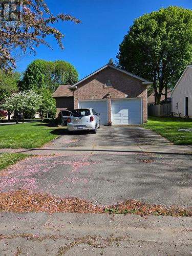 17 MEADOWBROOK LANE  Pelham (Fonthill), ON L0S 1E4