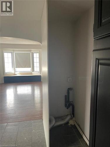 Main floor Laundry - 258 Wellington Road, London, ON - Indoor Photo Showing Other Room
