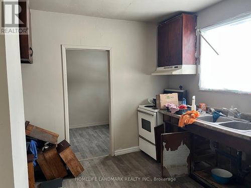 20 Cherry Street, Kitchener, ON - Indoor Photo Showing Kitchen With Double Sink