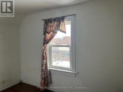 20 Cherry Street, Kitchener, ON - Indoor Photo Showing Other Room