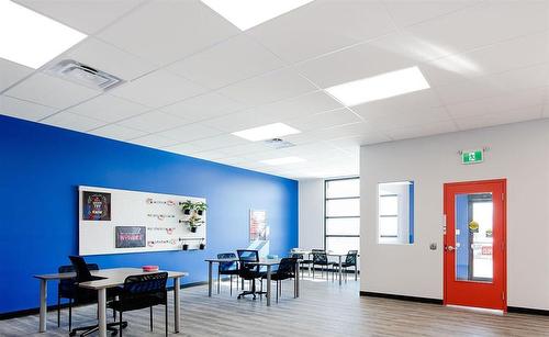 12C 40 North Gate Drive, Steinbach, MB 