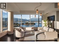 2201 277 THURLOW STREET  Vancouver, BC V6C 0C1