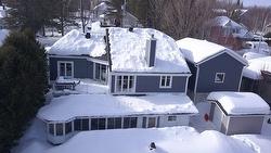 71 Rue Henri-Dunant  Sainte-Agathe-Des-Monts, QC J8C 1C9