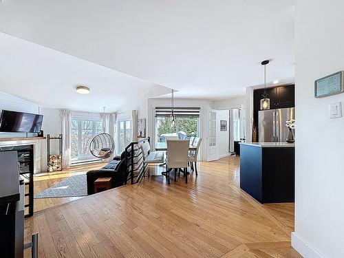 Dining room - 71 Rue Henri-Dunant, Sainte-Agathe-Des-Monts, QC - Indoor