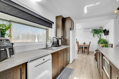 Cuisine - 1826 Boul. St-Antoine, Saint-Jérôme, QC - Indoor Photo Showing Kitchen