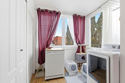 Solarium/Verrière - 5910  - 5916 Rue Beurling, Montréal (Verdun/Île-Des-Soeurs), QC - Indoor Photo Showing Laundry Room